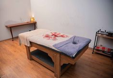 기타 2 Boris Hotel