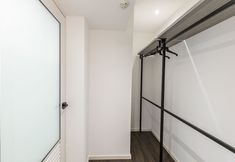 อื่นๆ 5 Marrison Desker @ Little India