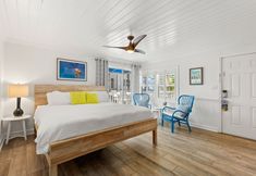 Others 4 Inn on the Beach