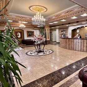 Reception1耶烈萬Stellar Hotels皇家廣場飯店，The Pool by Seven Visions Resort and Places, The Dvin飯店