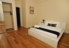 อื่นๆ 7 Rostel- Hostel