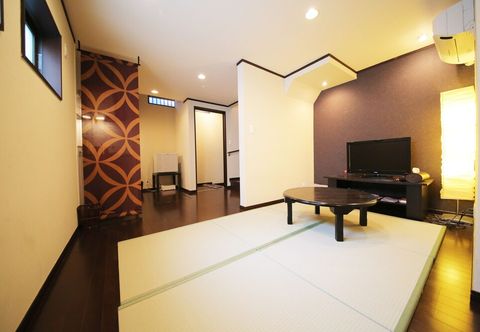 อื่นๆ Kyomachiya Maiko-Miyakawasuji