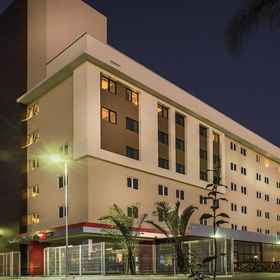 Primary image1巴西阿雷格里港阿西斯宜必思飯店,卡诺阿斯/拉萨尔飯店