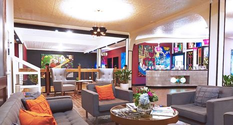 อื่นๆ 2 Henry Norman Hotel