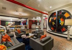 อื่นๆ 3 Henry Norman Hotel