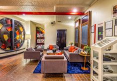 อื่นๆ 4 Henry Norman Hotel