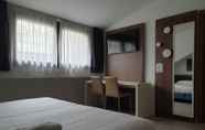 อื่นๆ 3 Albergo Delle Alpi