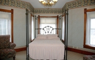 Lain-lain 4 Nauvoo Grand Bed & Breakfast