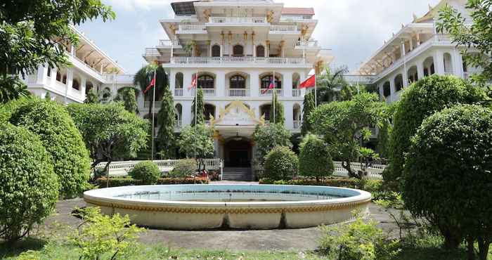 Khác Champasak Palace Hotel