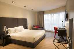 Regency Way Montevideo Hotel, Rp 1.187.995