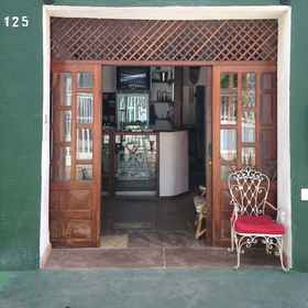 Imej utama 1 Hostel Rio Vermelho, Bahia State Central Public Library Hotels