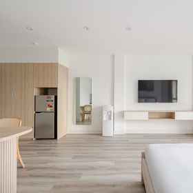 Primary image 1 ดอม'ส เรซิเดรนซ์ & โฮเทลหานอย, โรงแรม & ที่พัก Bánh mì chảo Cột Điện Quán - 105C3 Nghĩa Tân