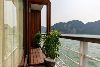 其他 4 Pelican Halong Cruise