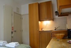 Lainnya 4 Studios 2 Let North Gower