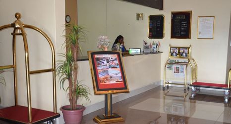 其他 2 Riverside Hotel and Conference Centre