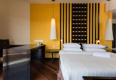 Others 7 New Town Suites at Bandar Sunway