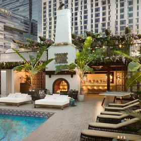 Primary image 1 Hotel Figueroa, an Unbound Collection by Hyatt, The Geffen Contemporary at MOCA ホテル