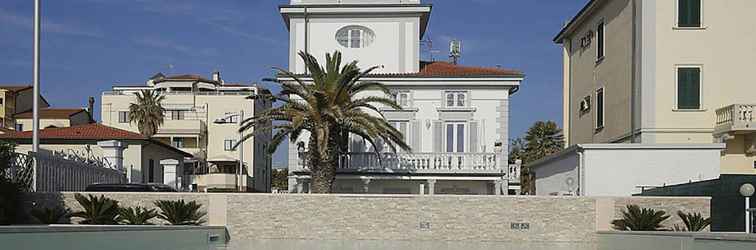 Others Suite 3 Rooms San Vincenzo