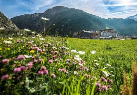 Others Andermatt Alpine Apartments Andermatt