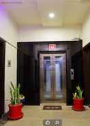 Pintu masuk dalaman Khayyam Hotel