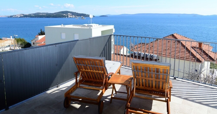 Others Viva-by the Sea-panorama Penthouse Seget Vranjica