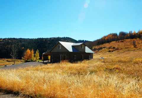 Others Star Valley Lodge