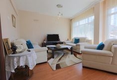 其他 2 Flat With Two Living Rooms and Balcony in Uskudar