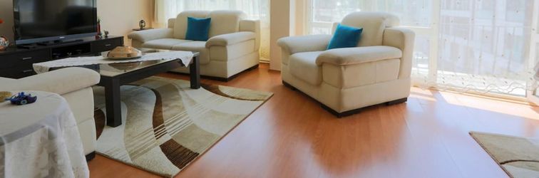 其他 Flat With Two Living Rooms and Balcony in Uskudar