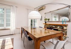 其他 2 Fascinating Flat Near City s Mall With Terrace