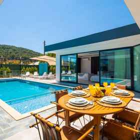 Primary image 1 Dreamy Villa With Private Pool and Jacuzzi in Kas, Khách sạn Kaş