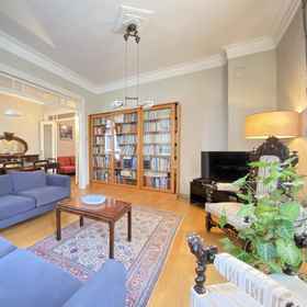 Primary image1貝伊奧盧博斯普魯斯景觀陽台公寓,东方酒吧 - 佩拉宫酒店飯店