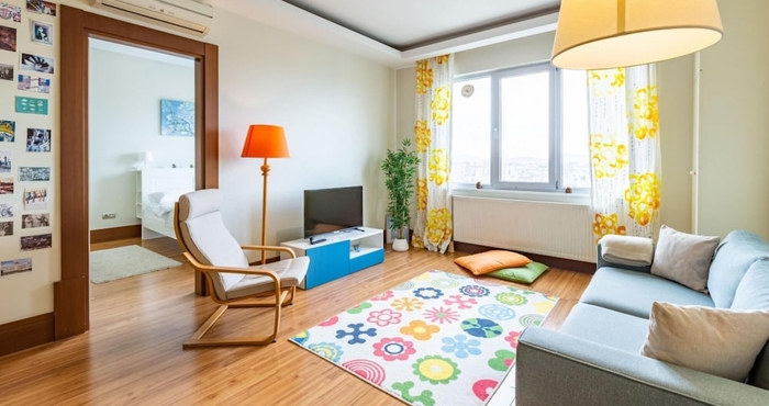 อื่นๆ Vibrant Residance Flat With City View in Umraniye