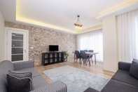 Others Modern and Central Flat With Balcony in Maltepe