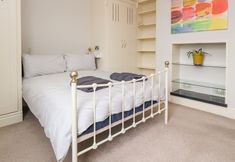 อื่นๆ 6 Yewdale