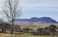 Others 4 Snowdonia National Park Log Cabin With Garden