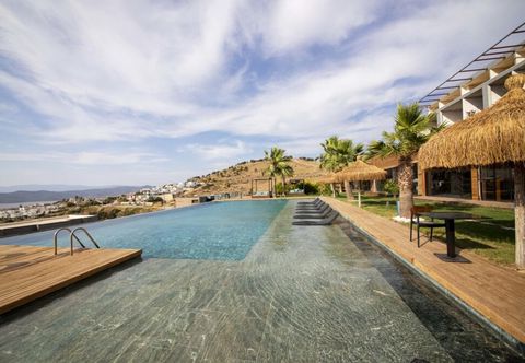 Others Comfy Villa With Shared Pool and Gym in Milas