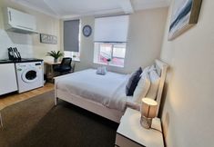 Others 3 Potteries Suite in Sevenoaks