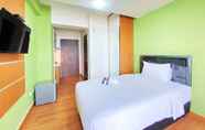 อื่นๆ 6 Modern Studio Room at Oxford Jatinangor Apartment