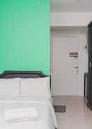 ห้องพัก Homey And Simply Look Studio Room At Urbantown Serpong Apartment