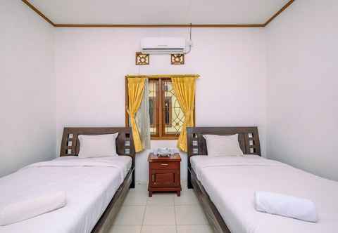 Others Big And Comfy Studio At Graha Wishnu Guest House