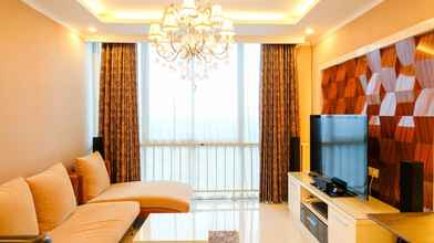 Others 4 Luxurious 2Br At The Via And The Vue Ciputra World Apartment