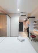 Room Elegant And Comfortable Studio Patraland Amarta Apartment