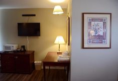 Others 5 THE HIGHLANDER INN