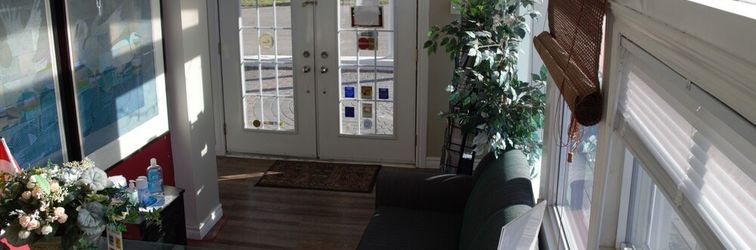 Others THE HIGHLANDER INN