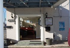 Others 3 THE HIGHLANDER INN