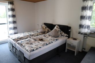 Others 4 Pension Agathe