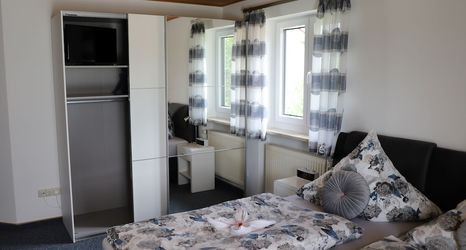 Khác 2 Pension Agathe