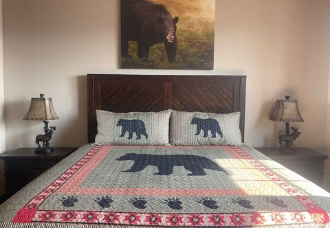 Others Bearadise Dreams