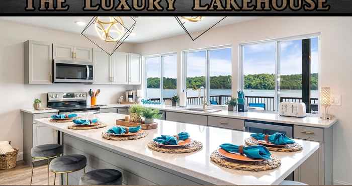 Others Luxury Lakehouse