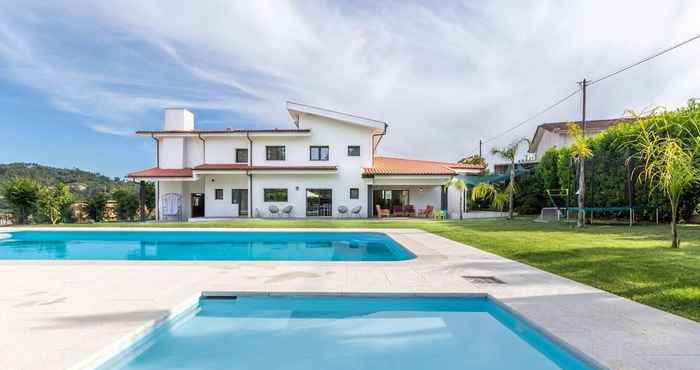 Others Stunning 6-bed House in Brito, Guimaraes